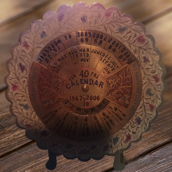 Vintage 1963 Desk Stand Brass 40 Year Perpetual Calendar - 1963 to 2002 - Picture 2 of 3